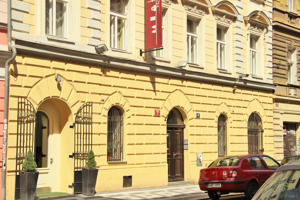 City Lounge Hotel Прага Екстериор снимка