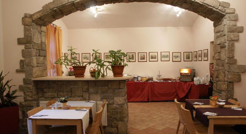 City Lounge Hotel Прага Ресторант снимка